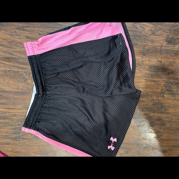 Pink and black Under Armor drawstring shorts - Picture 2 of 7